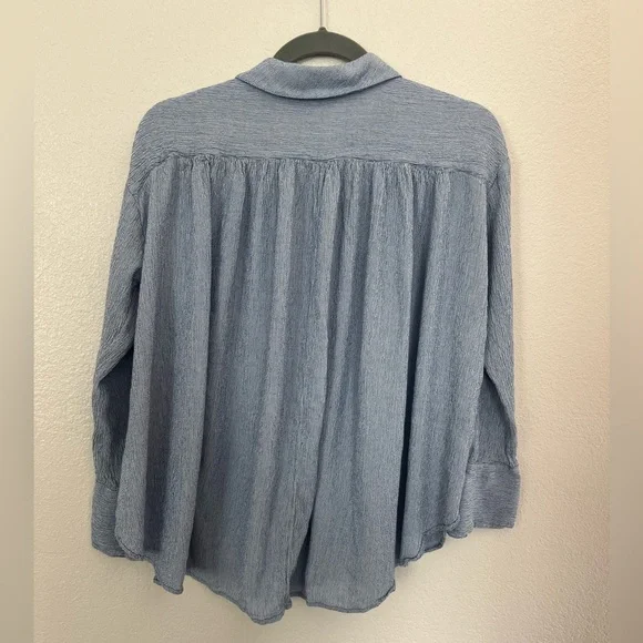 Free People Magic Breeze Button Up
Blue and White Stripe Oversized Flowy Top XS - Picture 7 of 9
